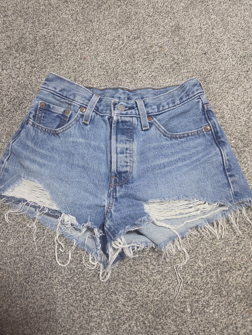 Levi Classic High-Rise Distressed Denim Shorts - Blue